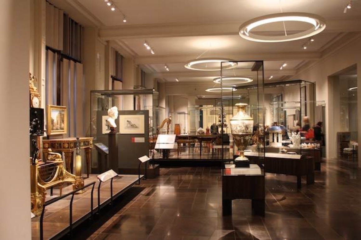 Victoria & Albert Museum